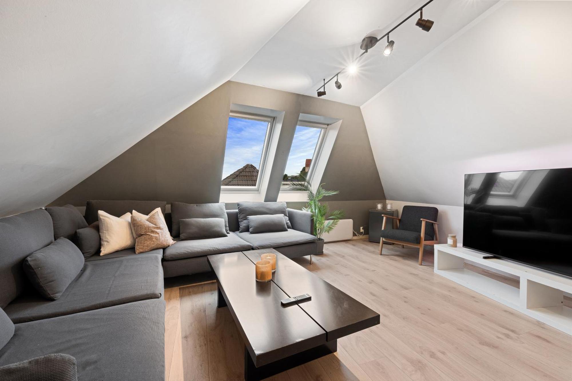 100Sqm 5Br Behind Bryggen - King Beds - Family Friendly Lejlighed Bergen Eksteriør billede