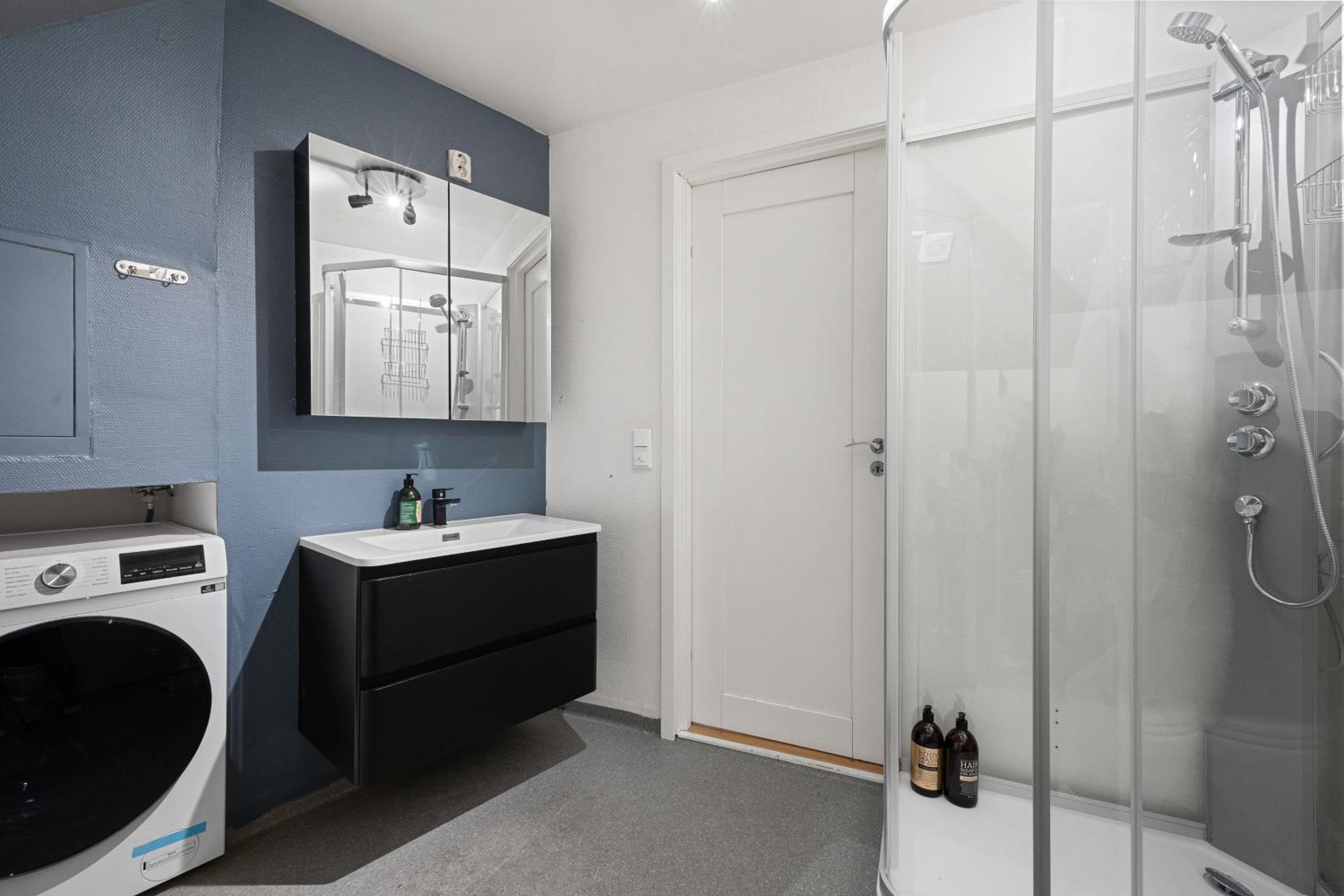 100Sqm 5Br Behind Bryggen - King Beds - Family Friendly Lejlighed Bergen Eksteriør billede