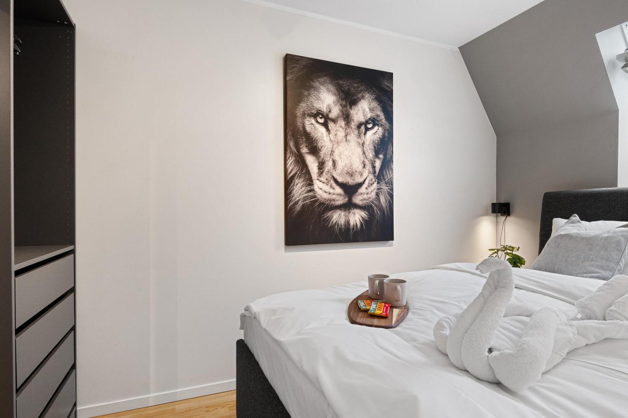 100Sqm 5Br Behind Bryggen - King Beds - Family Friendly Lejlighed Bergen Eksteriør billede