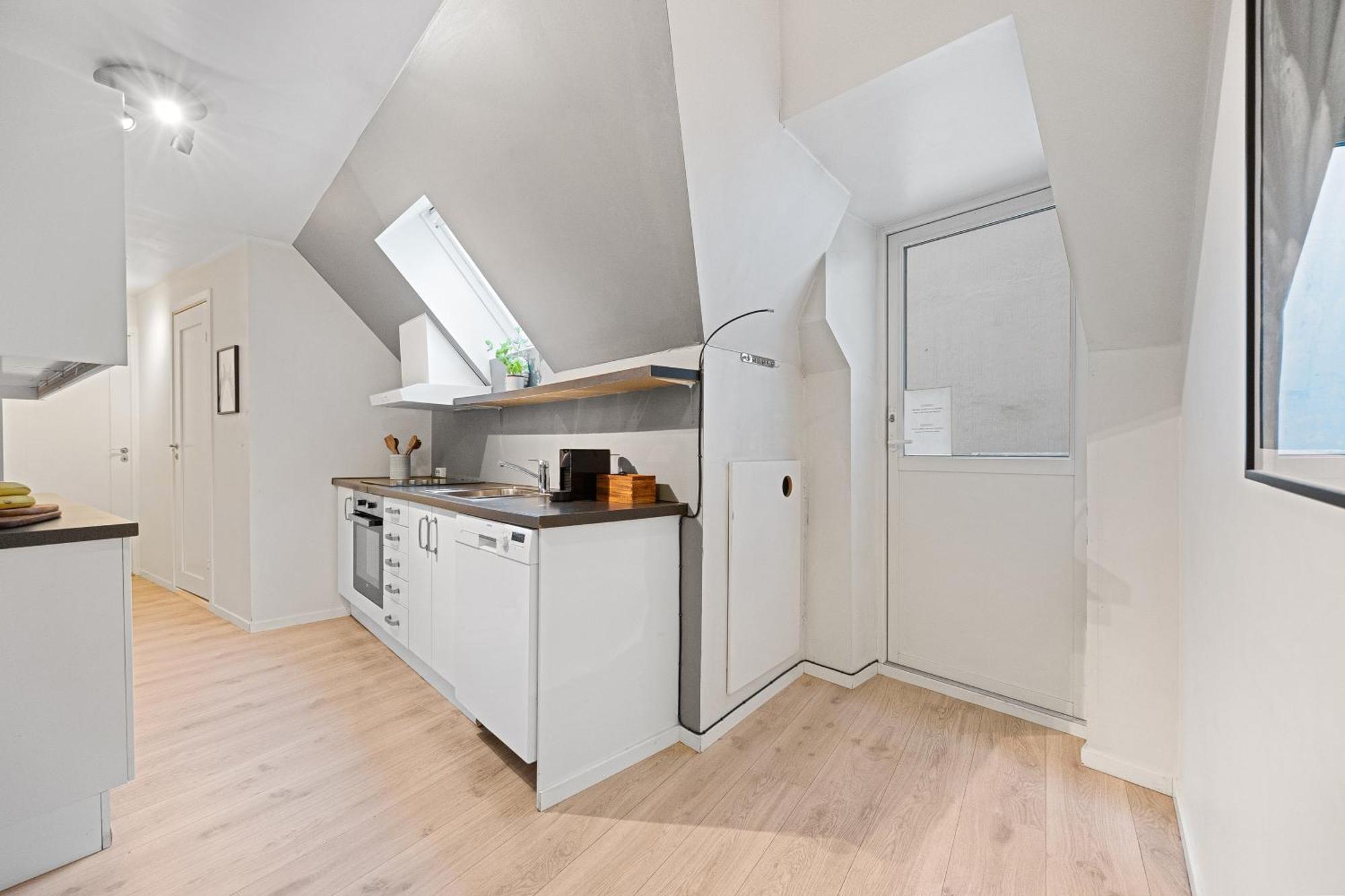 100Sqm 5Br Behind Bryggen - King Beds - Family Friendly Lejlighed Bergen Eksteriør billede